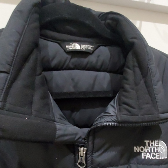 ‼THE NORTH FACE vest jacket! PRICE DROP‼ - Picture 2 of 3